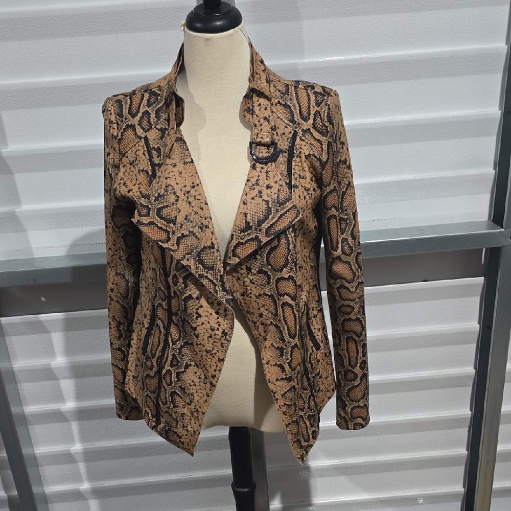 VENUS Brown Snake Print Blazer‎ Size 8